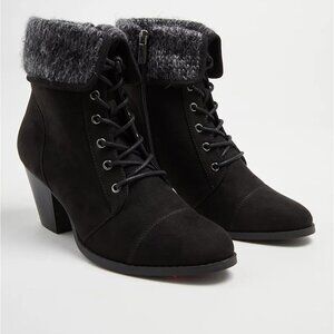 TORRID SWEATER HEEL BOOTIE - BLACK FAUX SUEDE (WW) SIZE 10